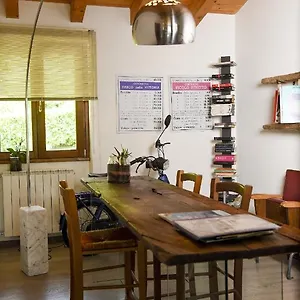 La Casa Di Emy Ferienhaus
